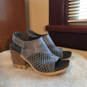 OTBT Thick Heeled Wedge